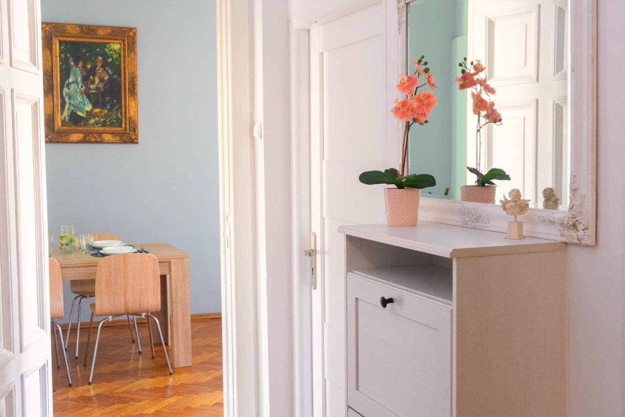 우치 Retro Apartament 아파트 외부 사진